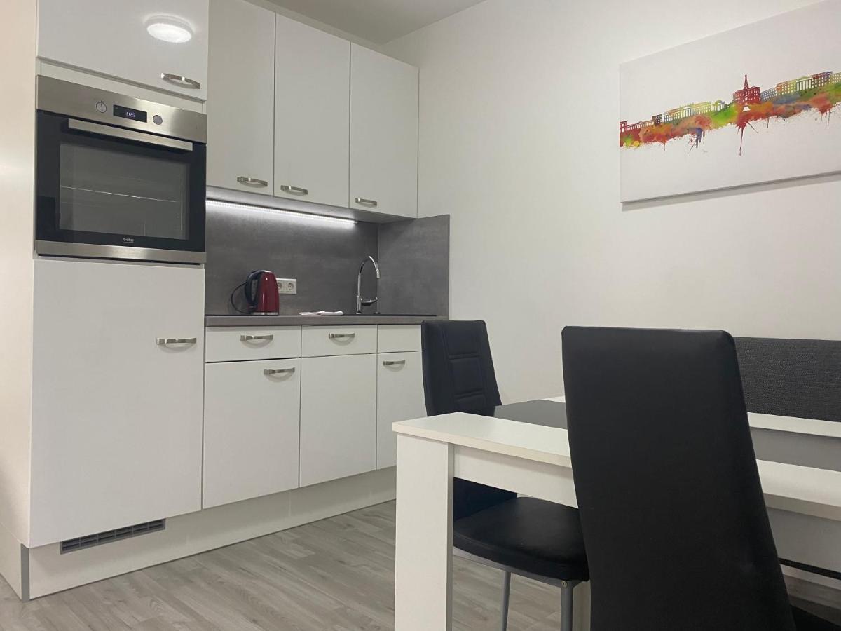 Urbanes, Modernes Apartment Mit Parkplatz Kassel Ngoại thất bức ảnh